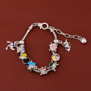 Anime <span class=keywords><strong>DIY</strong></span> Charms Bracelets Luffy Skull Group avec <span class=keywords><strong>chapeau</strong></span> de paille Cartoon Metal Bracelet Fashion Bangles - Product Image 6