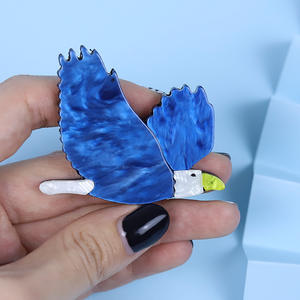 Broche de animales de resina acrílica/lucita hecho a mano transfronterizo, diseño de águila de dibujos animados, <span class=keywords><strong>para</strong></span> ropa de moda europea y americana - Product Image 2