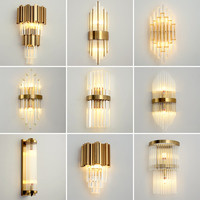 Applique murale LED de luxe moderne en acier inoxydable et cristal pour villa, maison et hôtel – Dorée