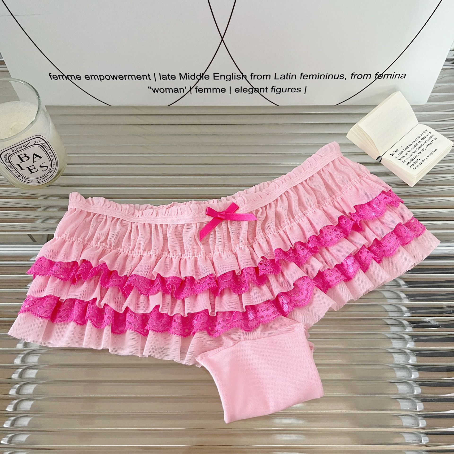 Pink/rose red