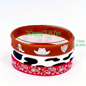 Bracelet en silicone personnalisé avec logo, motif de dessin animé, bracelet promotionnel adapté aux cadeaux de fête - Product Image 3