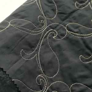 <span class=keywords><strong>Tissu</strong></span> <span class=keywords><strong>matelassé</strong></span> <span class=keywords><strong>double</strong></span> <span class=keywords><strong>face</strong></span> MQ Shaoxing Moquan en taffetas 190T 100% polyester sur fil jaune clair <span class=keywords><strong>pour</strong></span> sacs et vestes - Product Image 1