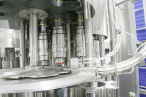 4000bph Automatische Custom Oem Elektrische Co2 Koolzuurhoudende Frisdranken Productielijn Eenvoudig Te Bedienen Met Een Laag Geluidsniveau - Product Image 5