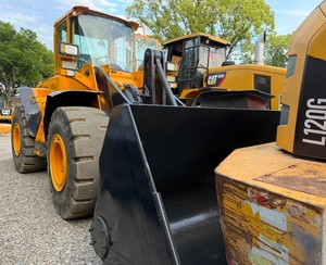 Chargeuse Volvo L150E <span class=keywords><strong>d</strong></span>'<span class=keywords><strong>occasion</strong></span>, équipement lourd <span class=keywords><strong>d</strong></span>'origine, chargeuse sur pneus Volvo L150E <span class=keywords><strong>d</strong></span>'<span class=keywords><strong>occasion</strong></span>, faible nombre <span class=keywords><strong>d</strong></span>'heures de fonctionnement, machine de chargement fiable - Product Image 5
