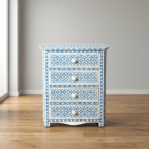 Coffre à tiroirs artisanal en os incrusté, design mosaïque bleu et blanc, style antique, forme rectangulaire, pour la décoration intérieure. - Product Image 2
