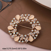 Nouvelle Broche Élégante en Alliage Plaqué Or avec Strass en Cristal et Pierre Œil de Chat, Motif Trèfle Exquis, Cadeau pour Femme