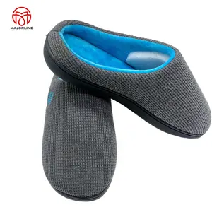 Zapatillas de invierno cálidas para interiores y mujeres, pantuflas con logotipo bordado de tela de gofres con espuma viscoelástica, oferta OEM personalizada