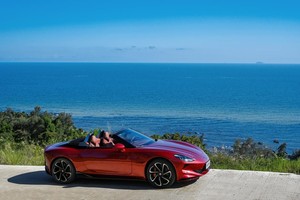 รถสปอร์ตไฟฟ้า MG 2024 cyberster รุ่นใหม่ที่ให้พลังงาน520กม. รถสปอร์ตไฟฟ้ามก. - Product Image 5