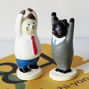 Cartoon Cat Figurine In Suit Resin Miniature Home Desk Decoration Artistic Craft Zhejiang Origin - Product Image 3