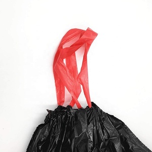 ถุงขยะพลาสติกแบบม้วน 55 ชิ้น/ม้วน สีดำ ทำจากวัสดุ HDPE รีไซเคิล พร้อมเชือกรูด  ผลิตตามสั่งจากโรงงาน - Product Image 3