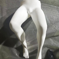 Modèle de fitness demi-corps pour hommes vêtements assis style sport loisirs sous-vêtements en plastique vitrine factice adultes