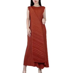 2023 अनुकूलित Pleats Miyake पार्टी ड्रेस मल्लाह कॉलर महिलाओं लंबी मिडी कोरिया लक्जरी बिना आस्तीन Pleated Bodycon शाम पोशाक