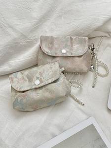 กระเป๋าแต่งหน้าลายผีเสื้อแจ็คการ์ดดีไซน์สวยงาม  กระเป๋าอเนกประสงค์สำหรับนักเรียน ใส่เหรียญ ใส่เครื่องสำอาง ใส่ลิปสติก - Product Image 3