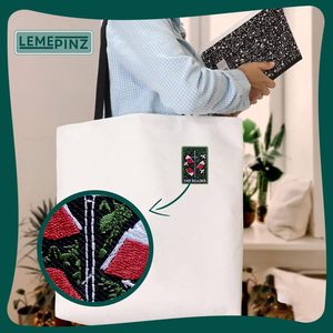 Patch brodé thermocollant The Reader Sword Heart de 3 pouces pour chapeaux, vêtements, sacs à dos, jeans - Product Image 3