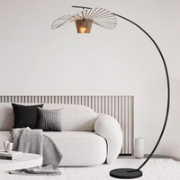 TYSONLampadaire décoratif moderne de mode européenne Lampadaire LED moderne d'angle de salon debout