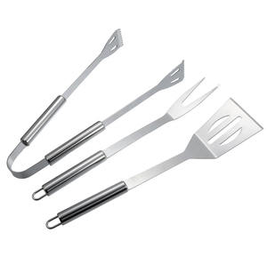 Ensemble d'accessoires pour barbecue en acier inoxydable, outils de barbecue portables résistants à la chaleur, spatule de cuisine, fourchette, pince - Product Image 1