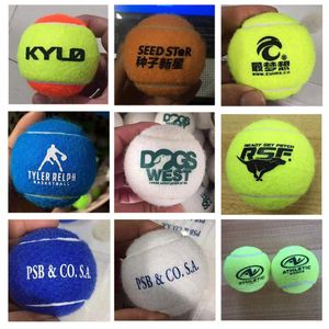 Balle de tennis pour chien en caoutchouc de 2,5 pouces avec logo imprimé personnalisé - Product Image 4