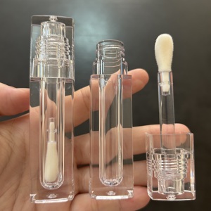 Tube de brillant à lèvres vide ISMAN 4 ml, carré, entièrement transparent, avec grand applicateur, en plastique ABS, vente en gros, emballage DIY rechargeable, flacon - Product Image 1