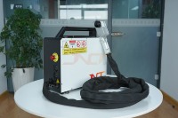 Élimination des taches de rouille d'oléoduc de laser d'impulsion 50W 100W