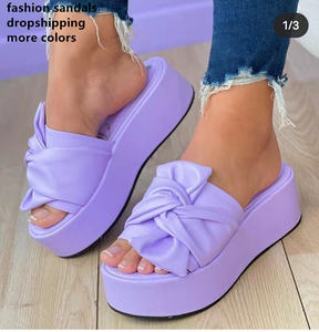 Pantofole dei sandali delle donne all'aperto di estate <span class=keywords><strong>viola</strong></span> dell'arco delle signore degli scivoli della piattaforma di modo all'ingrosso 2022 per le donne - Product Image 2