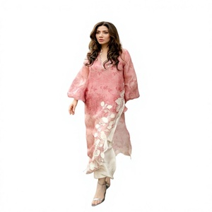 Organza élégante de créateur avec imprimé numérique et broderie, infroissable et extensible, pour tenue de soirée femme - Product Image 1