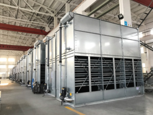 Condensatore Evaporativo a Flusso Incrociato/Controcorrente Chiuso per Refrigerazione a Ammoniaca/R717 in Acciaio Inox/Zincato per Catena del Freddo - Product Image 4
