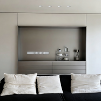Armoire de cuisine murale en acier inoxydable écologique personnalisée avec rail d'alimentation intégré et tiroirs pour usage en centre commercial