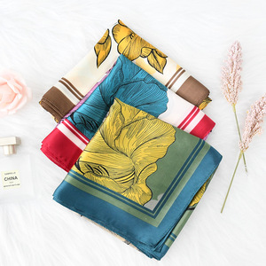 Écharpe carrée musulmane pour homme en satin de <span class=keywords><strong>soie</strong></span> de twill de mode coréenne, satin de <span class=keywords><strong>soie</strong></span>, chiffon, hiver, Suzhou-Hangzhou, 70x70, fleur <span class=keywords><strong>vintage</strong></span> - Product Image 3