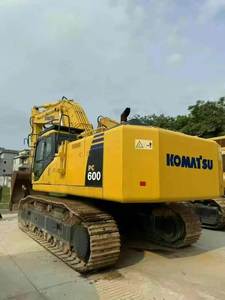 Excavadora de cadenas Komatsu PC600 usada, original de Japón, excavadora hidráulica de 60 toneladas, capacidad de cazo de 2.6 m, hidráulica Hitachi, potencia de 338 kW - Product Image 1