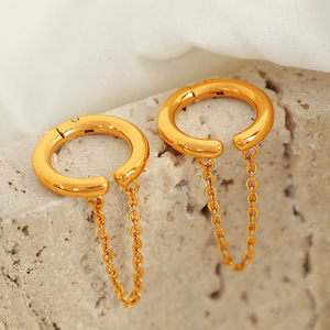 Pendientes de aro minimalistas de estilo francés, diseño geométrico de acero de titanio para mujeres sin orejas perforadas - Product Image 1