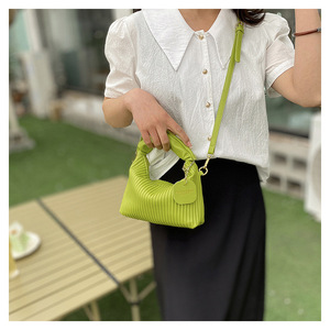 Bolso Cuadrado Pequeño Plegable de Diseño Coreano, Bolso de Hombro Moderno para Citas, Bolso Cruzado Fresco y Dinámico para Mujer - Product Image 6