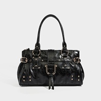 Sac bandoulière grande taille pour femme, style Y2K punk rétro, en cuir PU avec rivets de style gothique. Sac à main de luxe en cuir ciré à l'huile.