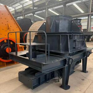 Concasseur à percussion à arbre vertical PCL-600 PCL, très demandé, utilisé pour les travaux de construction, l'exploitation minière et la construction routière, ainsi que pour les déchets. - Product Image 3