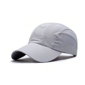 Gorra Snapback Blanca de 6 Paneles con Logotipo Bordado de Red Bull en la Parte Delantera, Unisex, Casual, Ajustable - Product Image 2