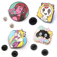 Épingles de revers personnalisées en métal plaqué or rose, style dessin animé/anime, émail souple ou dur, fabriquées sur mesure par le fabricant