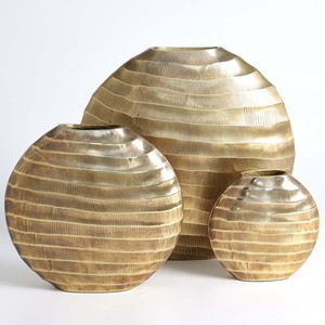 Jarrones de suelo de trompeta de Metal de la mejor calidad para restaurantes, jarrones de flores de mesa con acabado dorado de aluminio sólido para hoteles en casa - Product Image 1