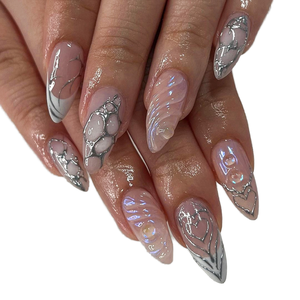 Uñas Postizas de Almendra con Borde Francés Corto, Estilo Nuevo, Hechas a Mano, Color Rojo Estrella, Envío Directo de Fábrica - Product Image 1