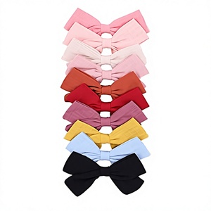 Bandeau élastique en nylon motif nœud de fruits de dessin animé, pour le bain, le spa, le sport, le lavage du visage et le maquillage, avec nœud décoratif et logo personnalisé - Product Image 2