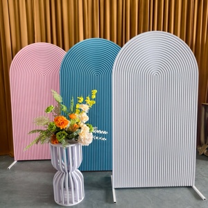 Fondo de PVC Personalizable KAVI en Tono Azul Pastel con Diseño Moderno y Sencillo para Bodas, Fiestas de Cumpleaños y Uso en Exteriores - Product Image 6