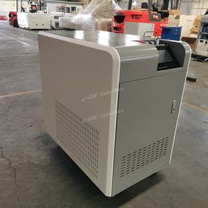 Solution de nettoyage des métaux : Machine laser à fibre LserMen-2000C avec source Raycus - Product Image 2