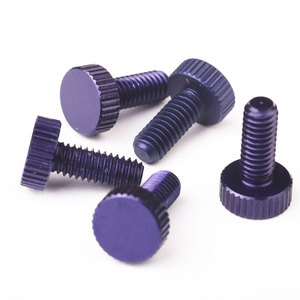 Fournisseurs de <span class=keywords><strong>vis</strong></span> de pouce anodisé en aluminium à tête moletée faite sur commande de M2.5 <span class=keywords><strong>M4</strong></span> - Product Image 6