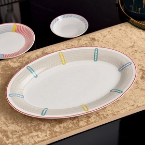 Juego de Vajilla Minimalista de Porcelana Blanca de 32 Piezas para Regalos de Bodas y Fiestas - Product Image 6