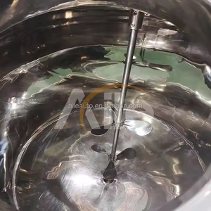 Tanque Mezclador de Perfume de 50L 100L SUS304 con <span class=keywords><strong>Motor</strong></span> y Mezclador Neumático para Mezclar Líquidos Plásticos, Fabricante de Fábrica - Product Image 3