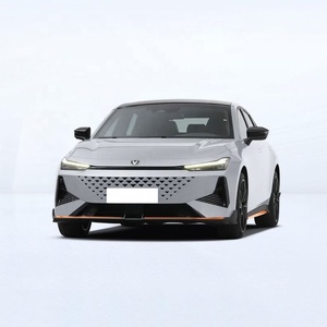 รถแท็กซี่5ที่นั่งความเร็วสูง Changan Uni-T เบนซินมือสองใหม่ - Product Image 6