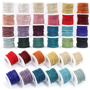 Großhandel Kristall-Strass-Kettenband mit Krallen zum Aufnähen, lose Strassbesätze für DIY-Kleidung und Schmuckzubehör - Product Image 1