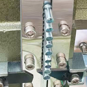 <span class=keywords><strong>Machine</strong></span> à riveter semi-automatique pour écrous à riveter M8, longueur de rivetage 10-30 mm - Product Image 3