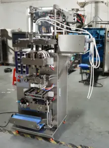 נוזל מילוי איטום אוטומטי מכונת אריזת שקית שקית