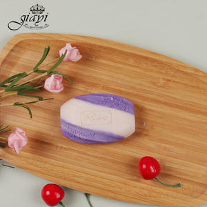 Savon artisanal éclaircissant à l'ail Ranee - Atténue les imperfections, la pigmentation et les taches brunes avec des ingrédients à base de plantes - Barre nettoyante - Product Image 3