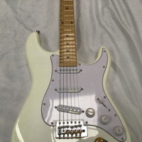 Electric Guitar White Color Basswood Body Maple Fingerboard Open Gear Hardware High Quality 6 Steel Strings S-S-S Pickup Glossy