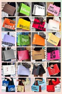 Bolsa de Papel Reciclable de Lujo para Regalos y Compras, con Logotipo Personalizado Impreso, Ecológica y Elegante - Product Image 4